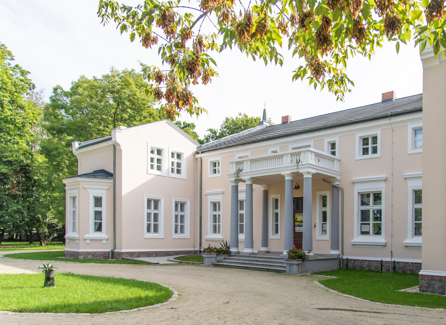 Pałac w Granowie