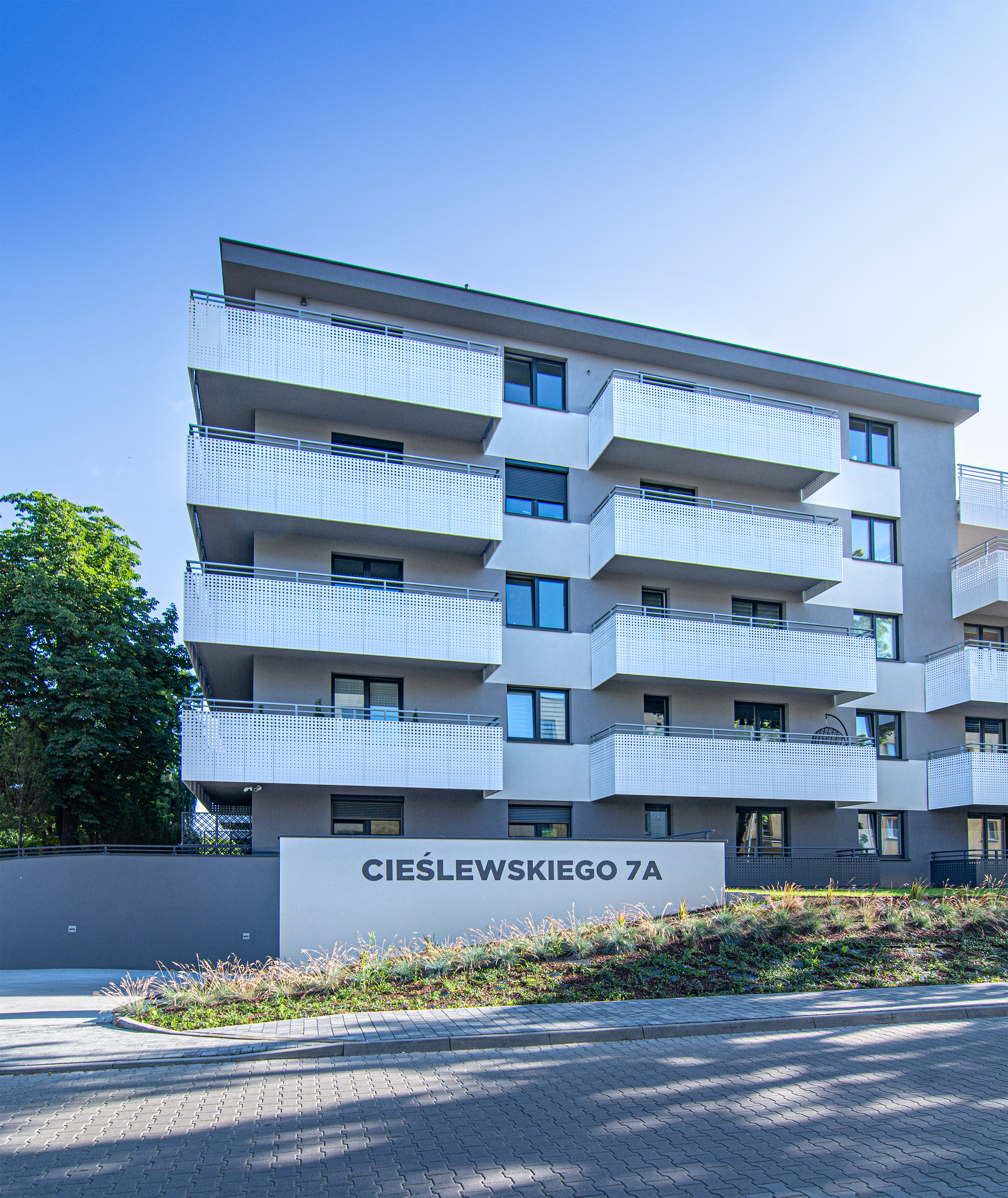 Cieślewskiego 7A