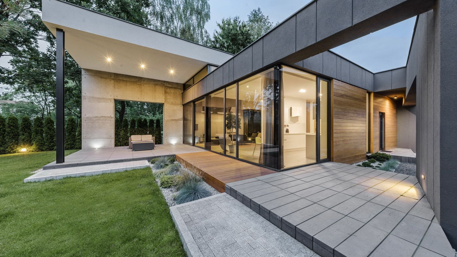 FIL HOUSE
