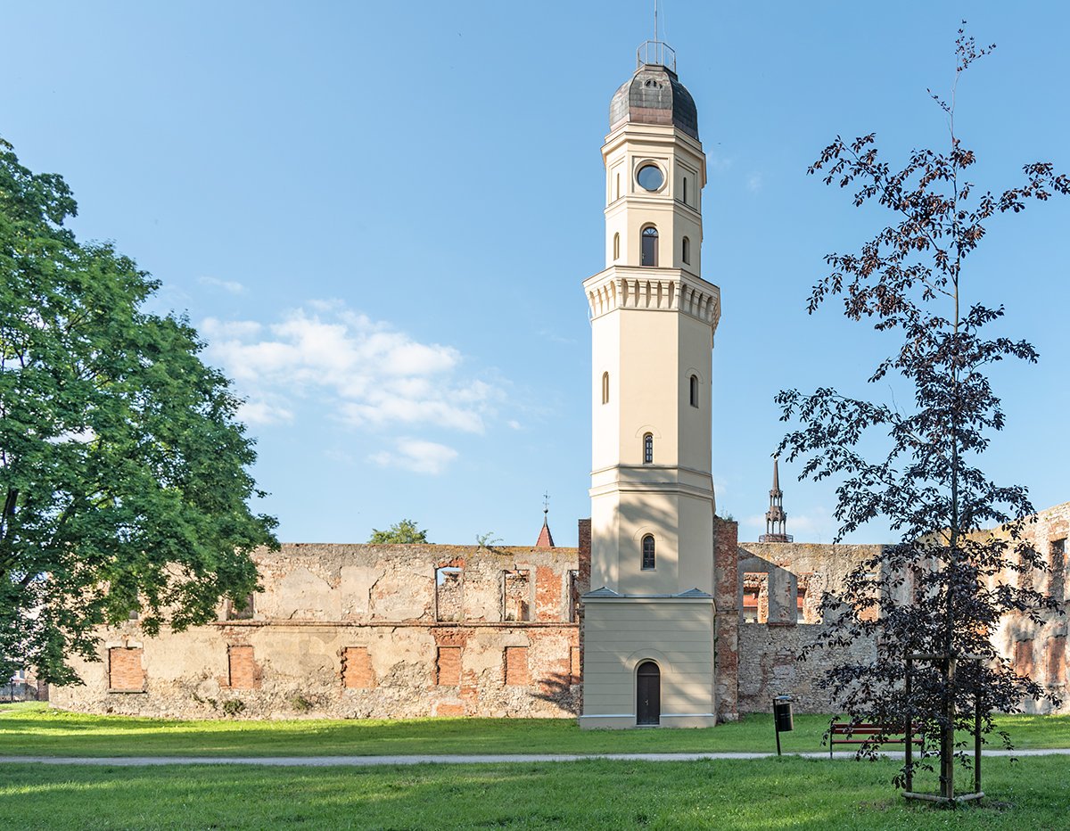 WIEŻA ZAMKOWA