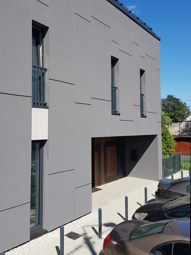 ZOMA HOUSE